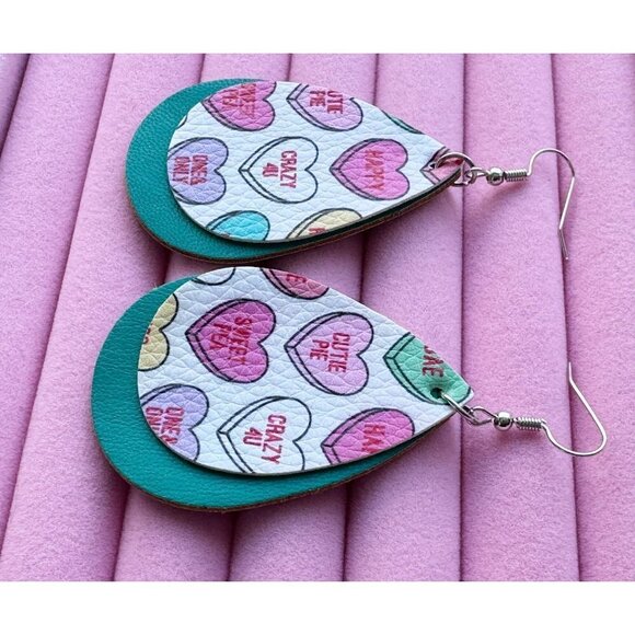 Valentine's Day Be Mine Hook Earrings Elegant - Picture 2 of 4